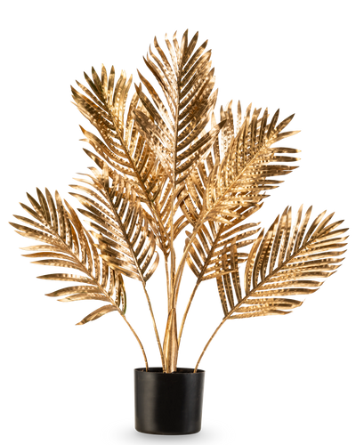 De Kunstpalm Areca goud 80 cm is een decoratieve potplant met metallic gouden palmbladeren in een zwarte pot, tegen een effen witte achtergrond.