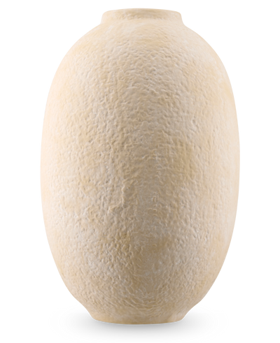De Vaas Blush Meadow 42 cm beige is een ronde vaas van keramiek met een gestructureerd, steenachtig oppervlak en een smalle opening, afgebeeld tegen een witte achtergrond.