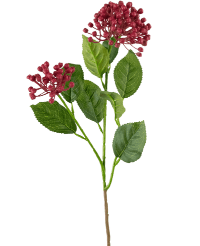 Een enkele Kunstbloem Hydrangea van 55 cm donkerroze stengel met groene bladeren en twee trossen kleine, ronde, dieproze knoppen tegen een effen witte achtergrond.