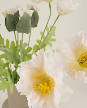 Silk artificial flowers bouquet poppy creme