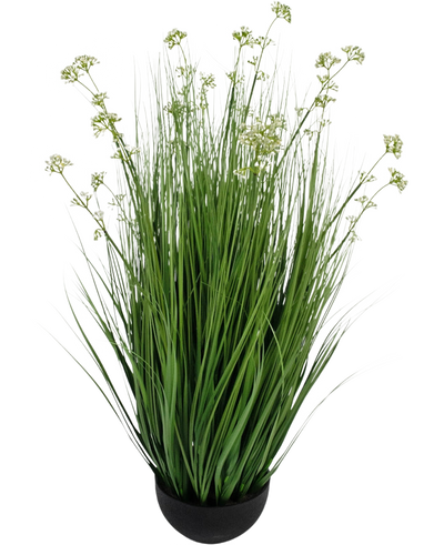 De Kunstgras Prei Bloem Ui Graspot 100cm brandvertragend is een kunstgrasplant in pot met lange groene sprieten en kleine witte bloemtrosjes, weergegeven in een ronde zwarte pot tegen een witte achtergrond.