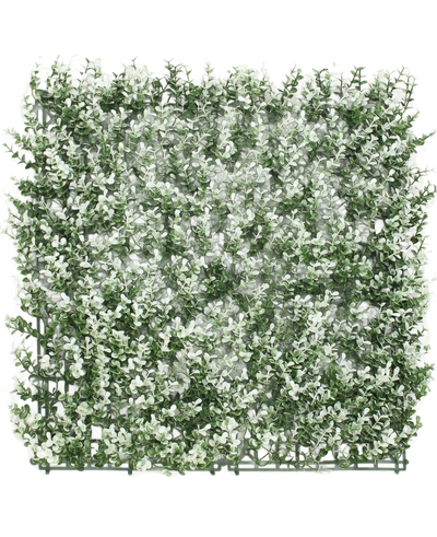 De Kunsthaag Buxus wit 50x50 cm UV is een vierkant kunst buxuspaneel met kleine witgetipte blaadjes op een kunststof rooster, afgebeeld op een witte achtergrond.