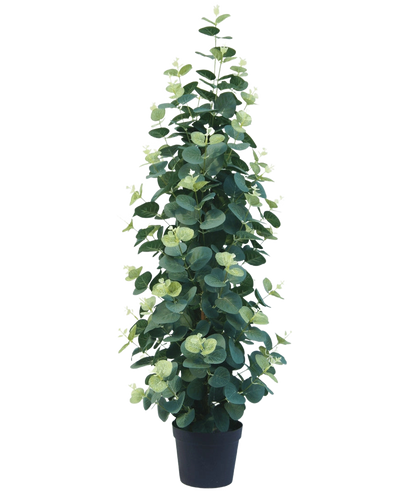 De Kunstplant Eucalyptus 76 cm is een hoge, weelderige kunstmatige eucalyptusplant met ronde groene bladeren in een zwarte pot, tegen een effen witte achtergrond.